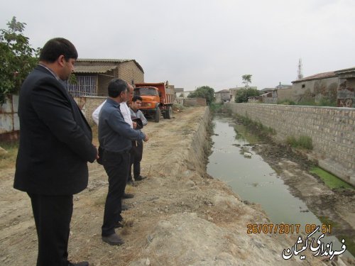 بازدید فرماندار گمیشان از پروژه تثبیت کانال داخل شهر گمیش تپه