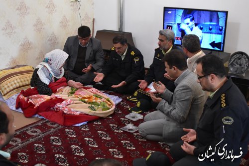 دیدار فرماندار گمیشان و فرماندهی انتظامی استان با خانواده شهید آهنی