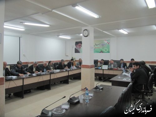 جلسه بررسی آخرین وضعیت پروژه های عمرانی سال93 شهرستان گمیشان برگزار شد
