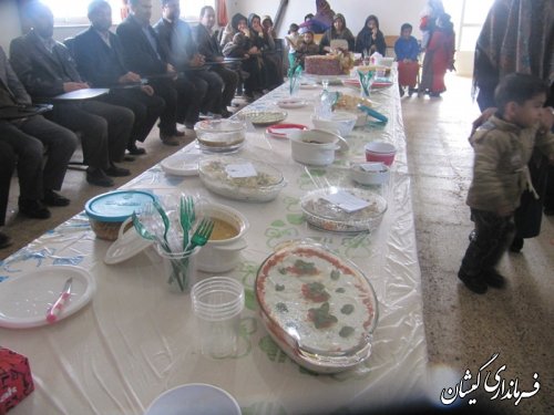 حضور فرماندار گمیشان در جشنواره طبخ غذاها وشیرینی جات سنتی وبومی محلی بانوان در سیمین شهر