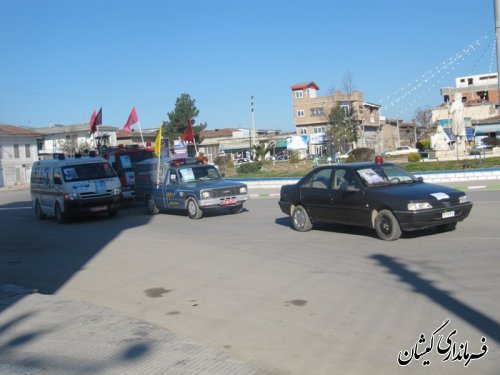 رژه موتوری وخودرویی به مناسبت آغاز دهه مبارک فجر در شهرستان گمیشان