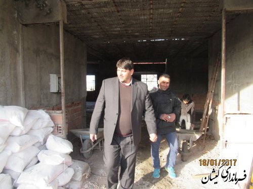 بازدید فرماندار گمیشان از عملیات اجرای پروژه دبستان امام علی(ع) سیمین شهر