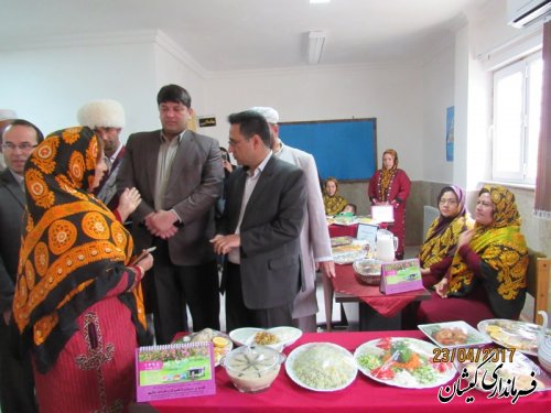 برگزاری جشنواره غذا به مناسبت هفته سلامت در روستای خواجه نفس شهرستان گمیشان