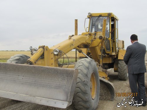بازدید فرماندار گمیشان از اجرای زیرسازی جاده ناردانلی - سیمین شهر