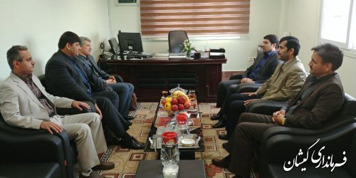 نشست مشترک فرمانداران گمیشان و ترکمن با مدیرکل راهداری