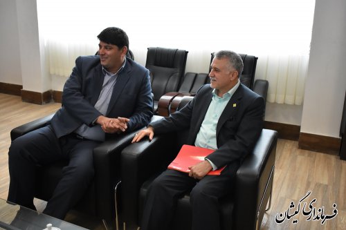 دیدار مدیر شرکت پخش فرآوده های نفتی منطقه استان با فرماندار گمیشان