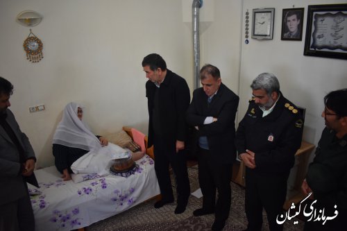 فرماندار گمیشان با خانواده شهید دولتی دیدار کرد
