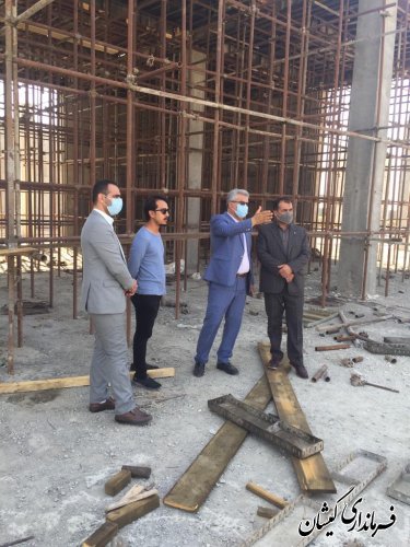 بازدید فرماندار گمیشان از بيمارستان در حال ساخت گميشان