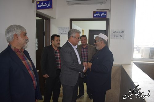 فرماندار گمیشان از کمیته امداد امام خمینی(ره) شهرستان بازدید کرد.