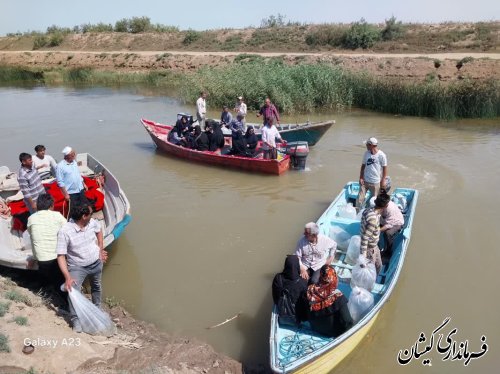 مراسم رها سازی بچه ماهیان استخوانی و خاویاری در رودخانه گرگانرود شهرستان گمیشان برگزار شد