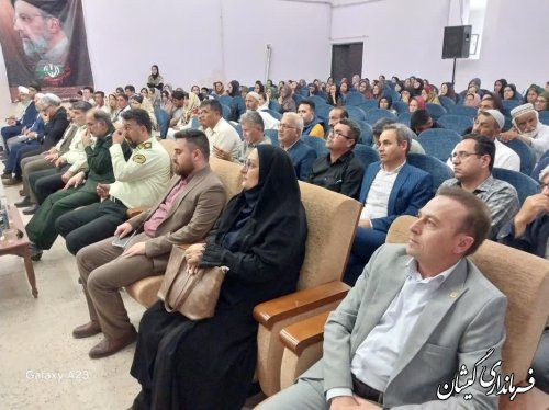 جشن ازدواج ۱۰ زوج جوان در شهرستان گمیشان برگزار شد 